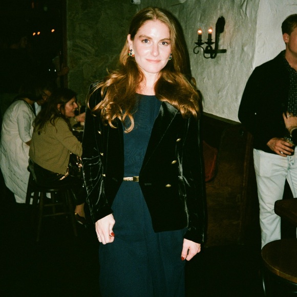 Meet your Posher, Ann - Picture 1 of 1